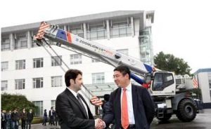 2015���ϰ������ȫ������ԽҰ���ؙC(j��)�Ј�����