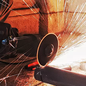 һ������(b��o)����ɽ�|���x���ؙC(j��)е���޹�˾�ġ����^����