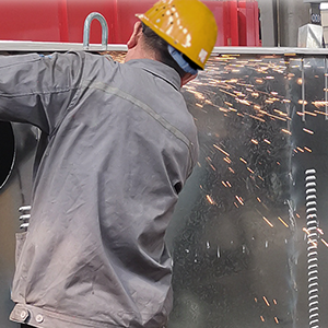 ɽ�|���x���ؙC(j��)е���޹�˾�����H��(ji��)�������¾��҂��ĳ���(j��)Ӣ��