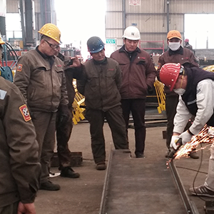 ɽ�|���x���ؙC(j��)е���޹�˾���������a(ch��n)Ʒ�|(zh��)������Ƹ�������F(xi��n)��(ch��ng)ָ��(d��o)